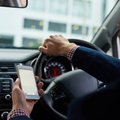 ‘Disturbing trend’ of using cell phones behind wheel
