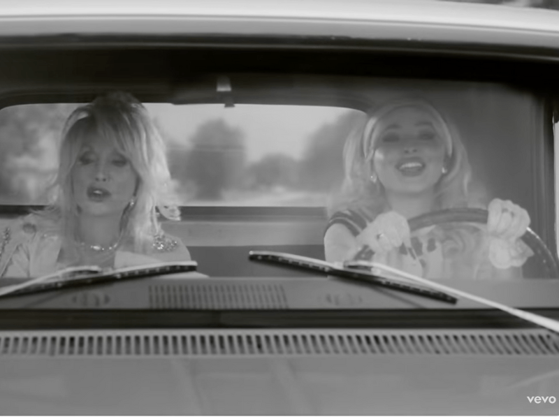 Dolly Parton and Sabrina Carpenter