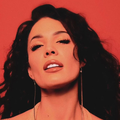 Halsey recreates Aaliyah album cover