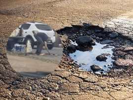 Man fixes pothole Germiston