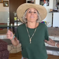 Ricki Lake dances in her lounge