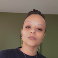 Sade Giliberti posing on TikTok with a filter