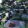 The outside of a coffee shop in Queensburgh